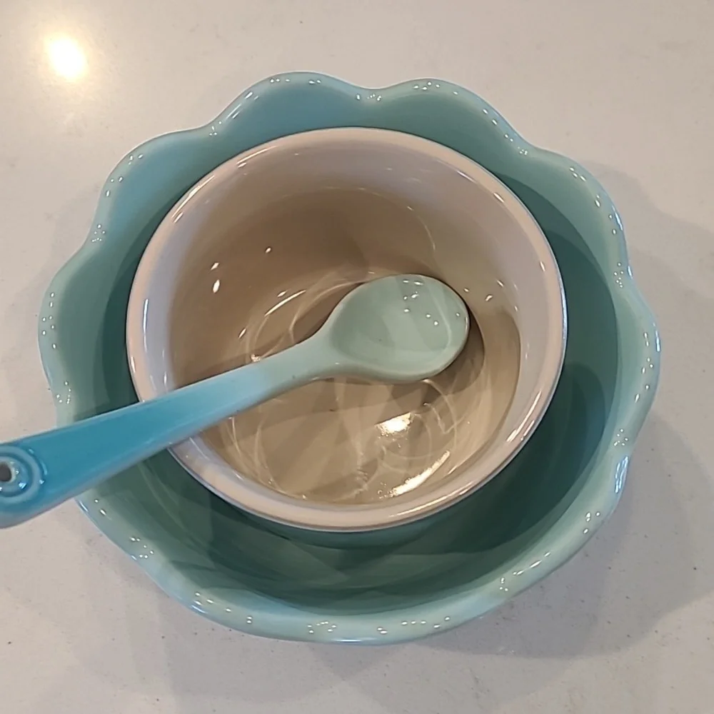 Le Creuset Cool Mint Retired Ramekin, Bowl, Mug & Spoon Set